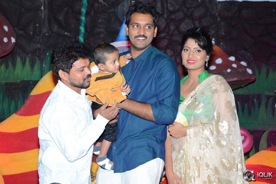 Ajay-Son-Dheeran-1st-Birthday-Celebrations-2014